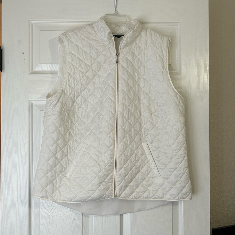 Women’s quilted vest